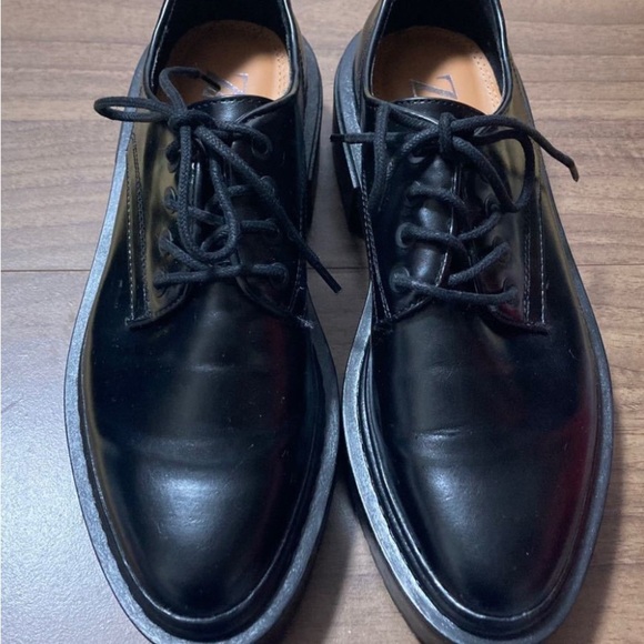 Zara Men's Black Leather Derbys - Picture 2 of 4